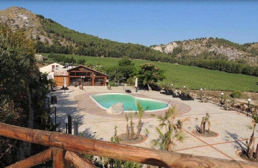 Agriturismo Tenute Pispisa Segesta Calatafimi Εξωτερικό φωτογραφία