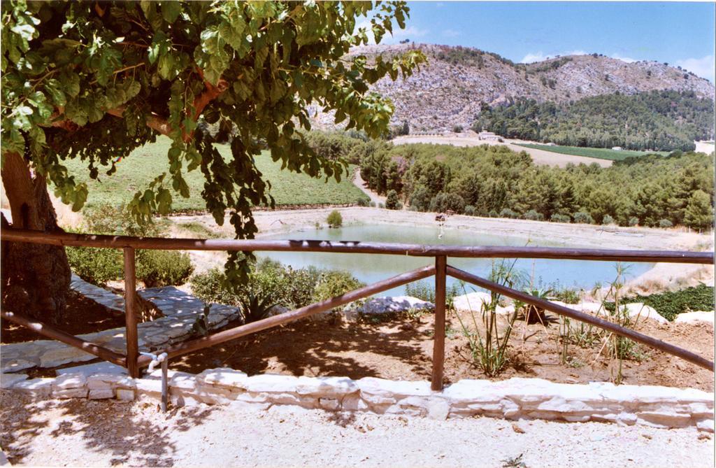 Agriturismo Tenute Pispisa Segesta Calatafimi Εξωτερικό φωτογραφία