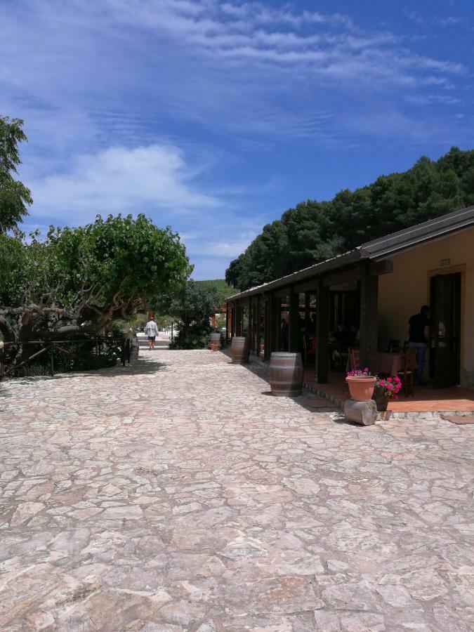 Agriturismo Tenute Pispisa Segesta Calatafimi Εξωτερικό φωτογραφία